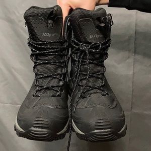 Columbia snow boots